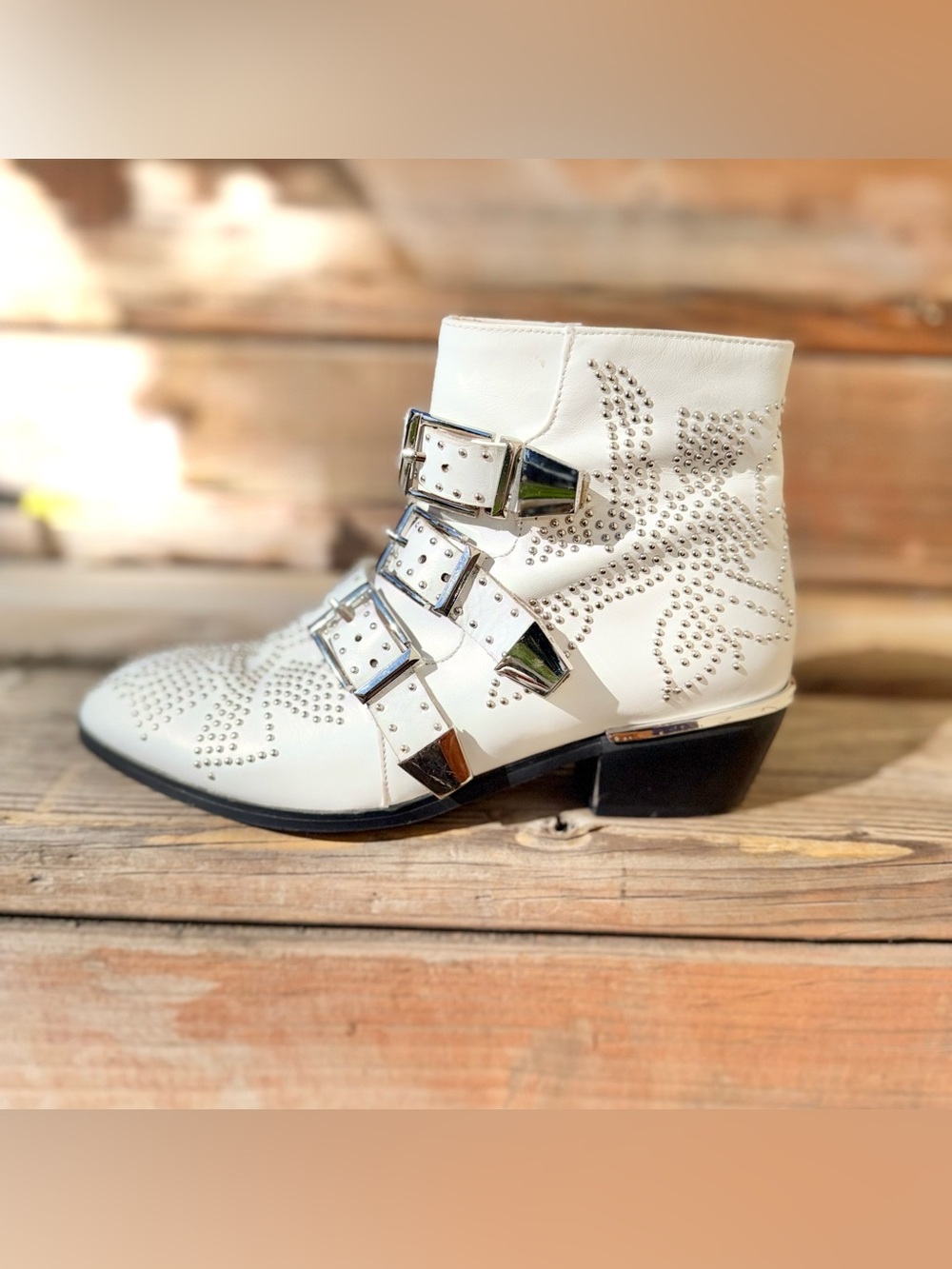 Chloé Susanna White & Silver Studded Ankle Boots | EU 36